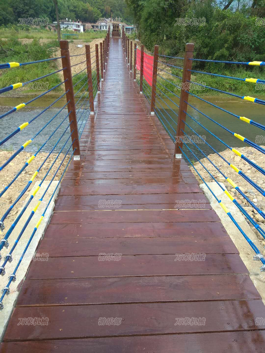 江西赣州市木板吊桥案例