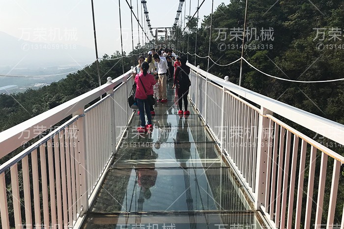 玻璃吊桥2